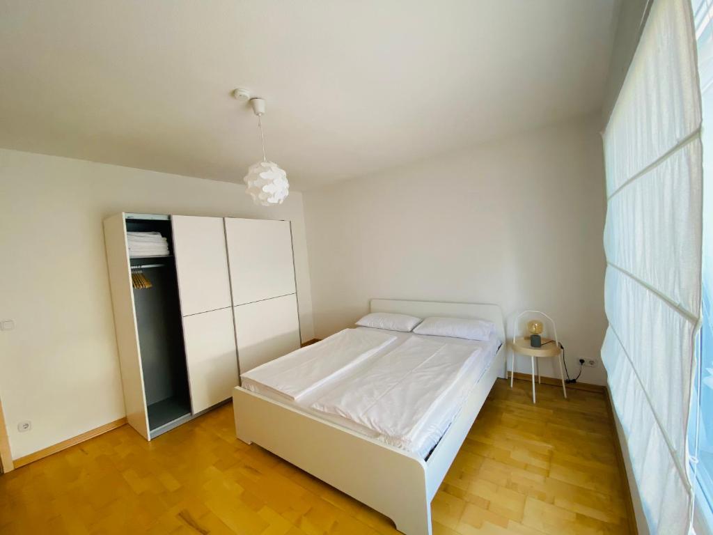 Appartement Seven am See 7 Welfenstraße OG, 88046 Friedrichshafen