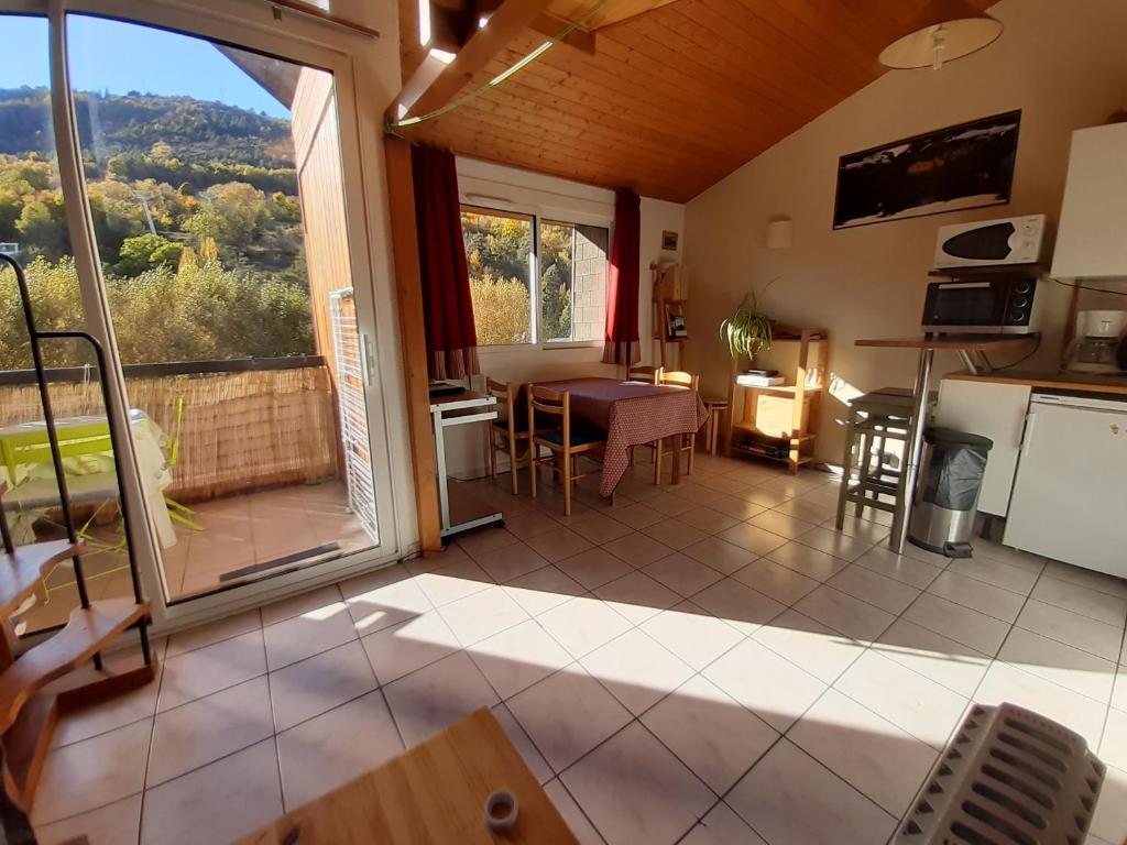 Appartement situation idéale Briançon tout confort appartement 513 7b Avenue René Froger, 05100 Briançon