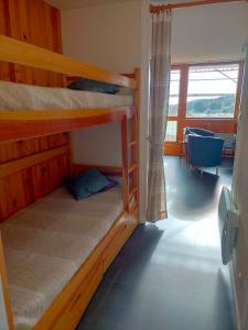 Appartement situé en plein centre à deux pas des pistes.