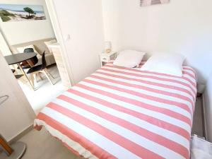 Appartement Six-Fours-les-Plages, 2 pièces, 3 personnes - FR-1-316-300