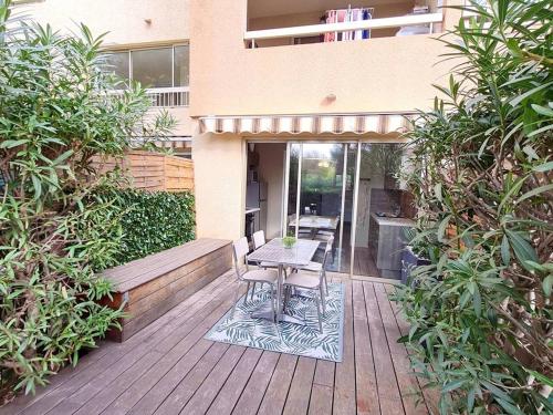 Appartement Six-Fours-les-Plages, 2 pièces, 4 personnes - FR-1-316-302
