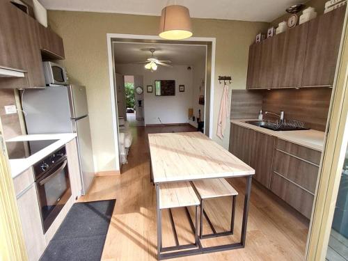 Appartement Six-Fours-les-Plages, 2 pièces, 4 personnes - FR-1-316-302