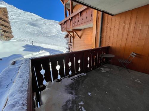 Appartement ski aux pieds dans résidence premium piscine, sauna hamam