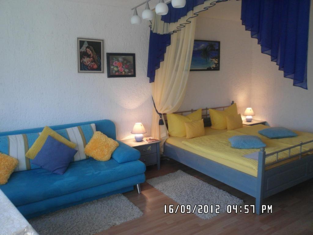 Appartement Sonnenhof Bildhauer Sturm Str. 12, 87629 Füssen