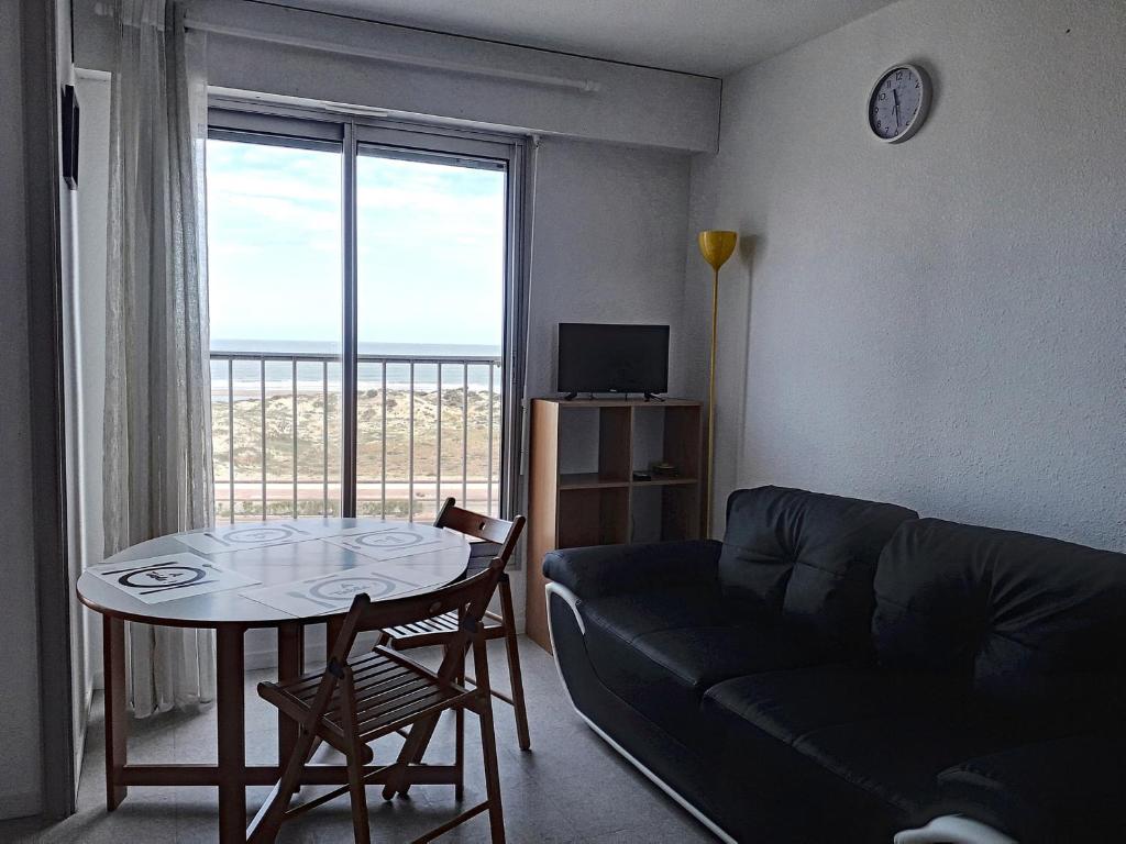 Appartement Appartement Soulac-sur-Mer, 2 pièces, 2 personnes - FR-1-648-1 avenue de la Pointe de Grave Résidence Océane n°37 33780 Soulac-sur-Mer