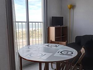 Appartement Appartement Soulac-sur-Mer, 2 pièces, 2 personnes - FR-1-648-1 avenue de la Pointe de Grave Résidence Océane n°37 33780 Soulac-sur-Mer Aquitaine