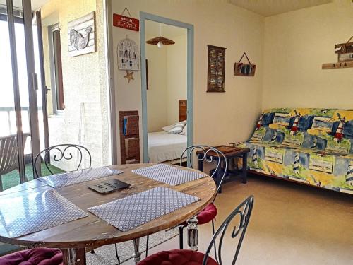 Appartement Soulac-sur-Mer, 2 pièces, 4 personnes - FR-1-648-19