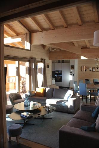 Appartement sous charpente au pied des pistes de la Rosière