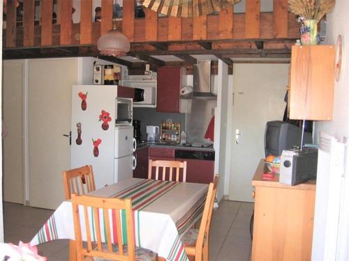 Appartement Soustons, 2 pièces, 6 personnes - FR-1-379-106