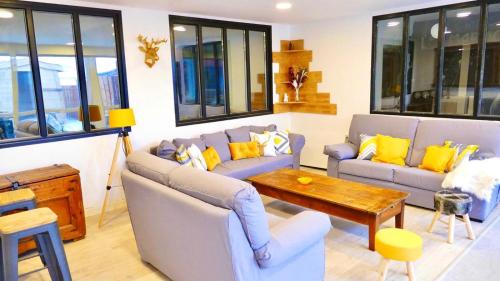 Appartement spacieux 300m2 - Sauna - BBQ - Terrasse