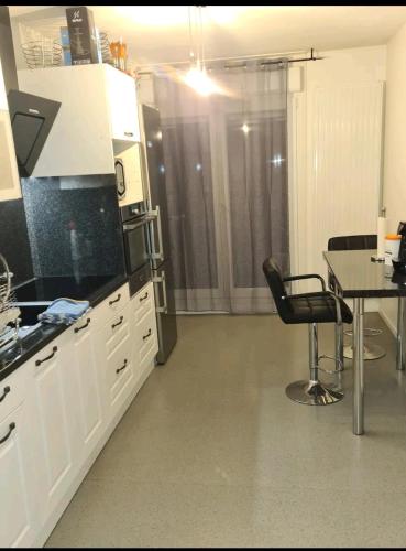 Appartement spacieux à 10 minutes du centre-ville