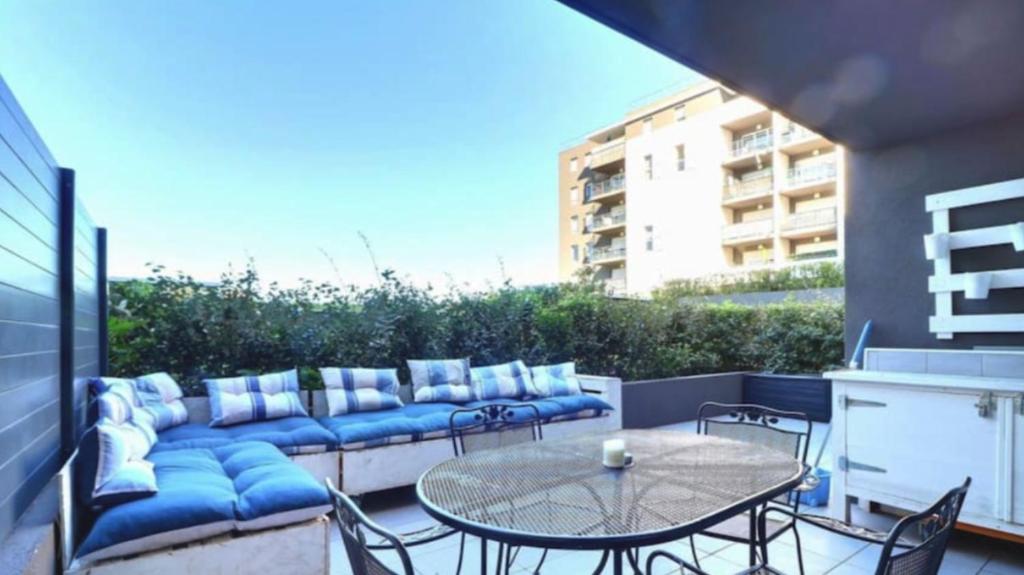 Appartement appartement spacieux avec grande terrasse 171 Boulevard de Pont de Vivaux 13010 Marseille