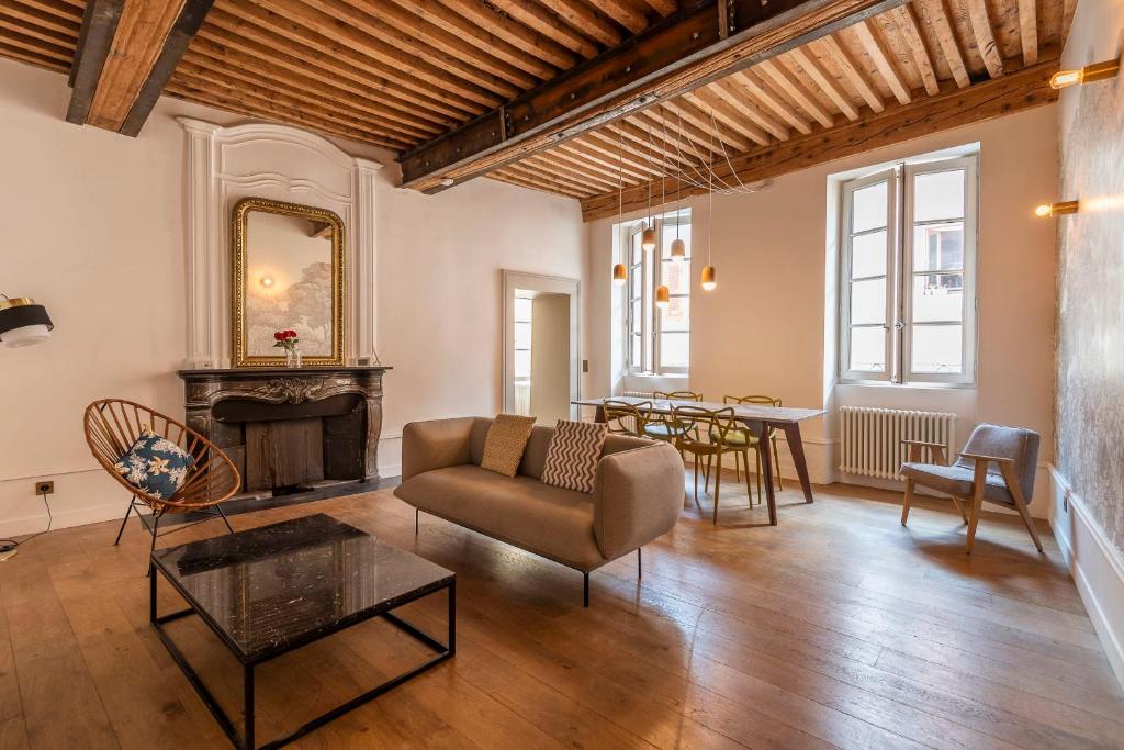 Appartement spacieux Classé 4 étoiles au coeur de la vieille ville 14 Rue Sainte-Claire, 74000 Annecy