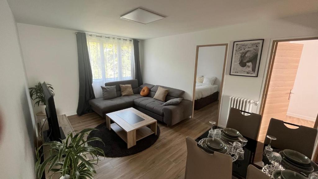 Appartement spacieux 8 Allée de la Rochefoucauld, 93390 Clichy-sous-Bois