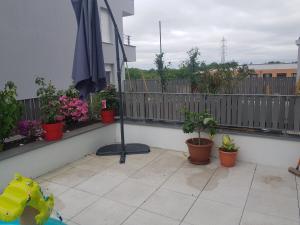 Appartement spacieux et Bien placé avec terrasse.