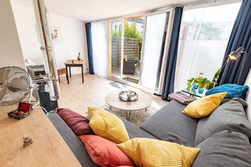 Appartement spacieux et lumineux tout équipé au calme, Terrasse, Fibre par Groom