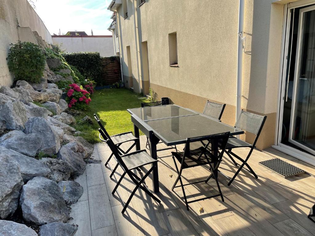 Appartement Spacieux proche digue avec jardin 10 Rue de l'Amiral Gervais, 62930 Wimereux