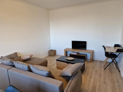 Appartement spacieux rénové - 11 min de Paris