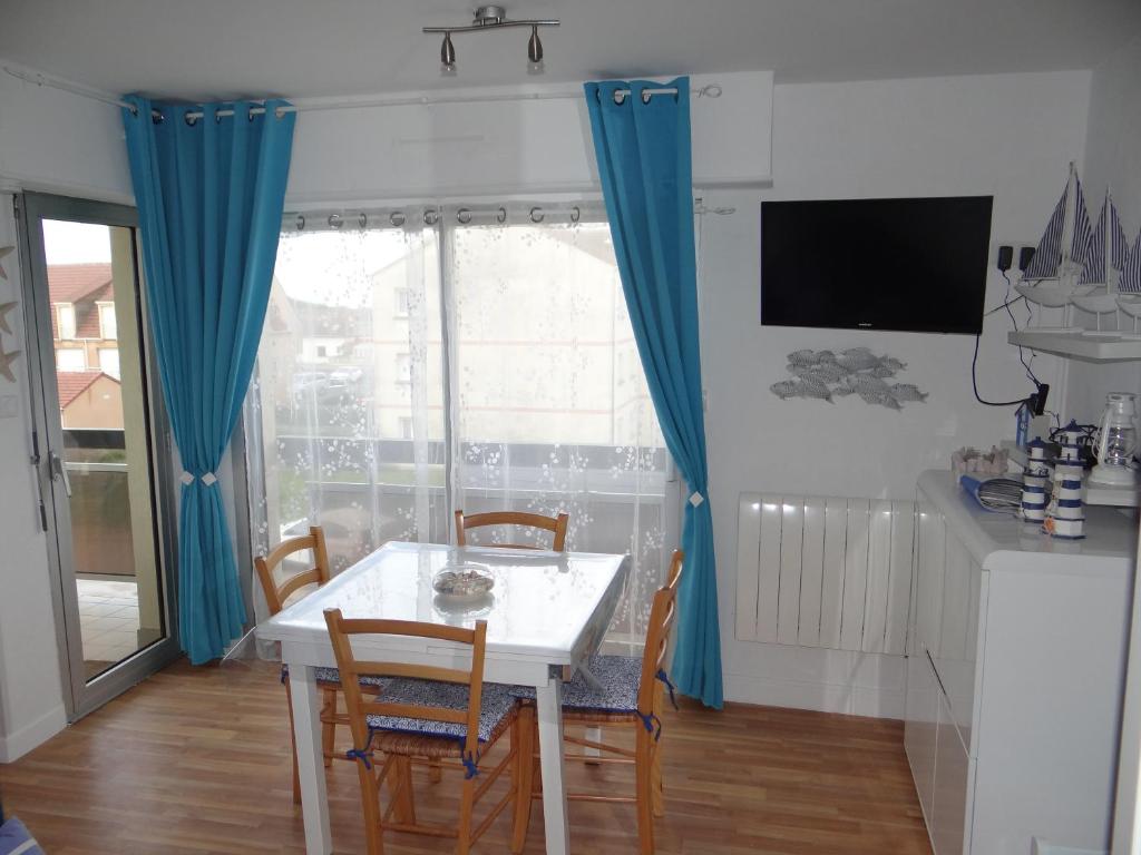 Appartement Ste Cécile à 50 mètres de la plage residence plein sud, 62176 Sainte-Cécile-Plage