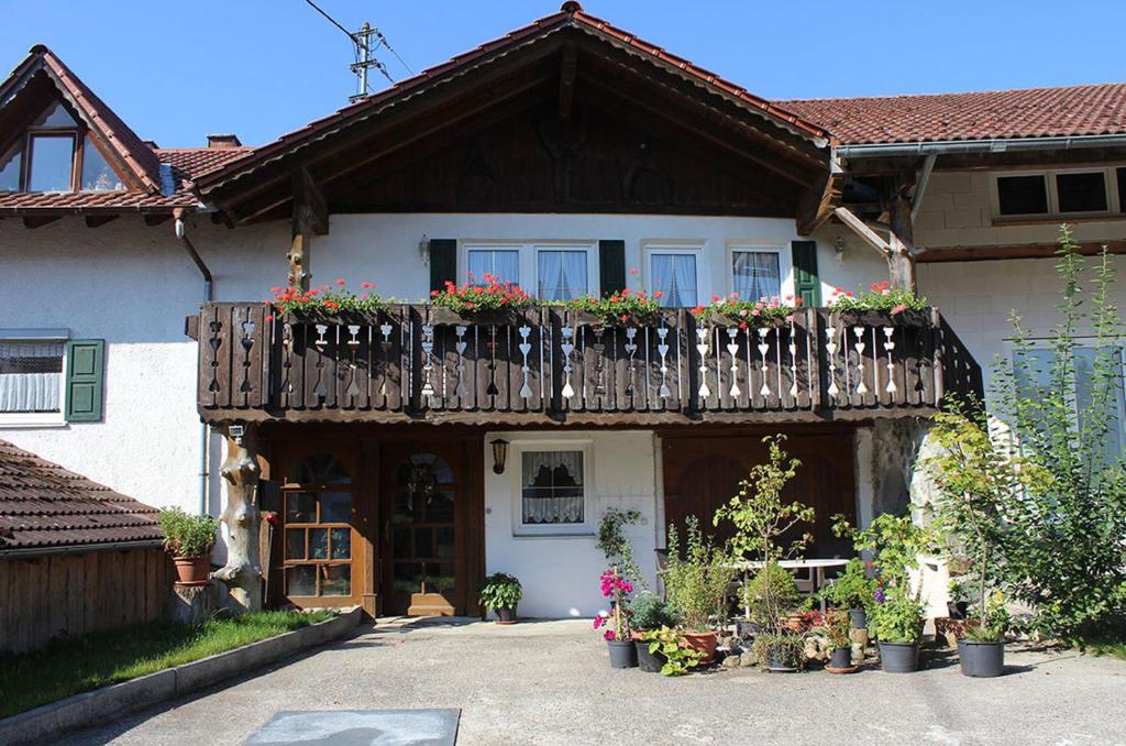 appartement-stetten Unggenrieder Str. 19 Haupthaus im Innenhof  Balkonetage, 87778 Stetten