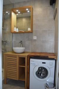 Appartement Studio rénové le Corbier 4 personnes 22m2 domaine les Sybelles Classé 2 étoiles label qualité le corbier