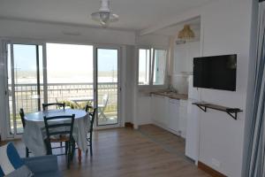 Appartement studio vue mer les pieds dans l'eau