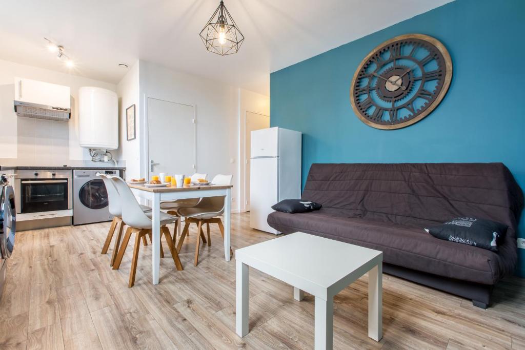 Appartement Appartement style industriel, propre, WIFI Fibre 14 Rue du 8 Mai 1945 59223 Roncq