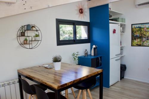 Appartement sur les toits, très jolie vue Provence