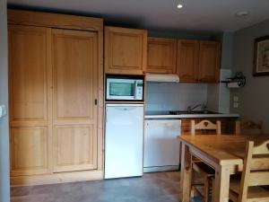 Appartement T1 avec balcon, Résidence proche Megève au calme