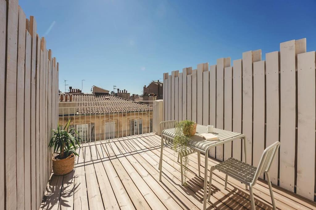 Appartement Appartement T1 avec terrasse sur les toits de Marseille 21 Rue Haxo 13001 Marseille