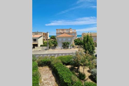 Appartement T2 27m² meublé vue mer, 50m de la plage
