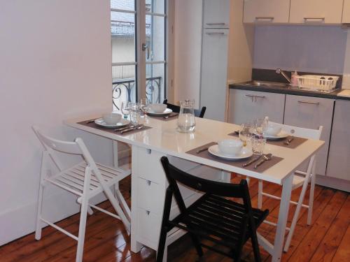 APPARTEMENT T2 4 PERSONNES Wifi et Climatisation