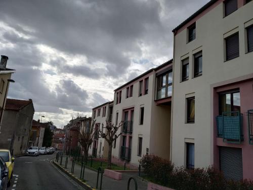 Appartement T2 48m² calme proche centre