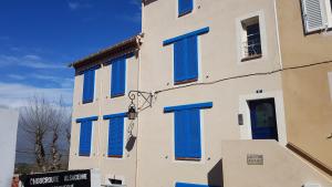 Appartement T2 50m² vue mer Presqu'il de Giens. RC