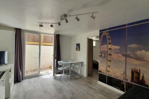 Appartement T2 à 500m de la plage et du marché.