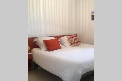 Appartement T2 avec piscine idéalement situé - aperçu mer