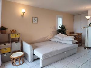 Appartement T2 avec terrasse et vue mer