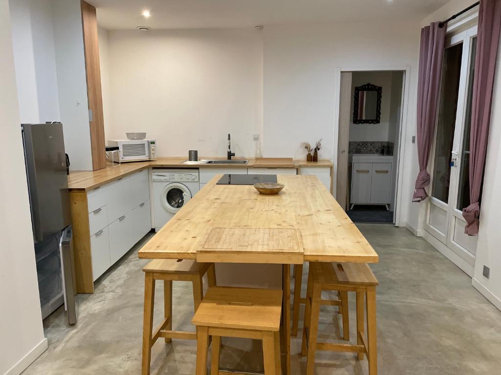 Appartement T2 Bayonne st esprit avec parking 11 Rue de l'Adour, 64100 Bayonne