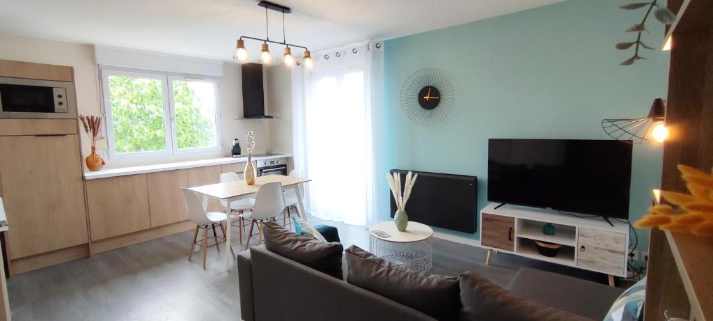 Appartement T2 cosy, tout confort, balcon parking 3 Rue du Bessay, 69800 Saint-Priest