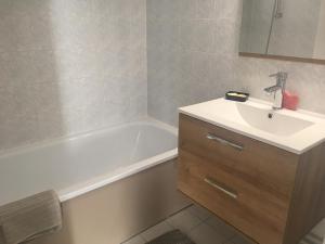 Appartement T2 dans résidence avec piscine et tennis
