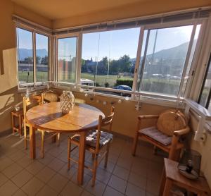 Appartement T2 en résidence, centre ville d'Embrun