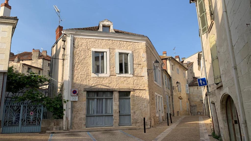 Appartement T2 hyper centre à Périgueux 1 chambre Lou Chabrol 1 Rue des Français, 24000 Périgueux