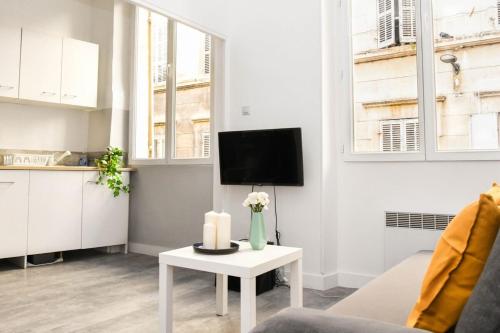 Appartement T2 - Hyper centre Marseille Vx Port