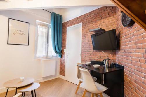 Appartement T2- Indus' appart'/ WIFI / PARKING