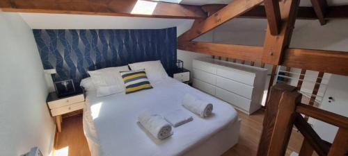Appartement T2- Indus' appart'/ WIFI / PARKING