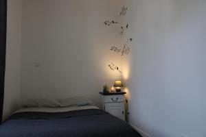 Appartement T2, meublé et chaleureux; tout compris, juste en face de la gare