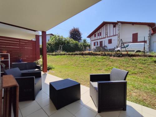 Appartement Appartement T2 Pays Basque entre mer et montagne RDC Chemin Inthalatzia 64480 Larressore Aquitaine