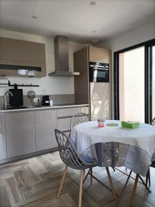 Appartement Appartement T2 Sanary sur mer 1012 Chemin de Bacchus 83110 Sanary-sur-Mer Provence-Alpes-Côte d\'Azur