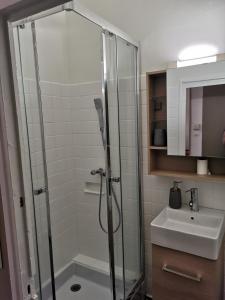 APPARTEMENT T2 SUR LE PORT LA CIOTAT
