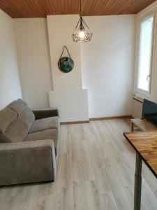 APPARTEMENT T2 SUR LE PORT LA CIOTAT